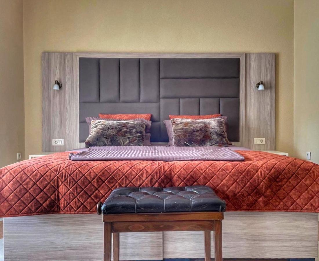 Apartment Nora Kotor Bagian luar foto